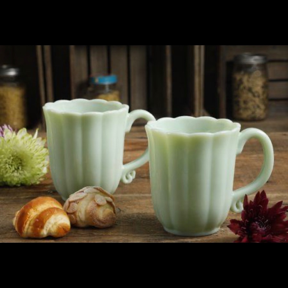 ISO The Pioneer Woman Timeless Beauty Mugs